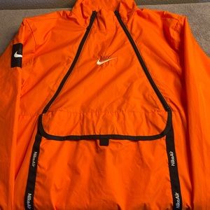 Nike pull over windbreaker